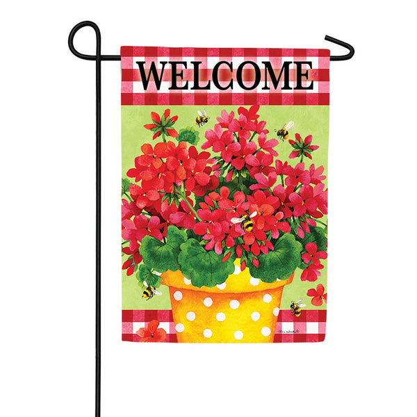 Geranium Gingham Garden Flag